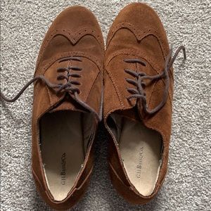 Oxford like shoes